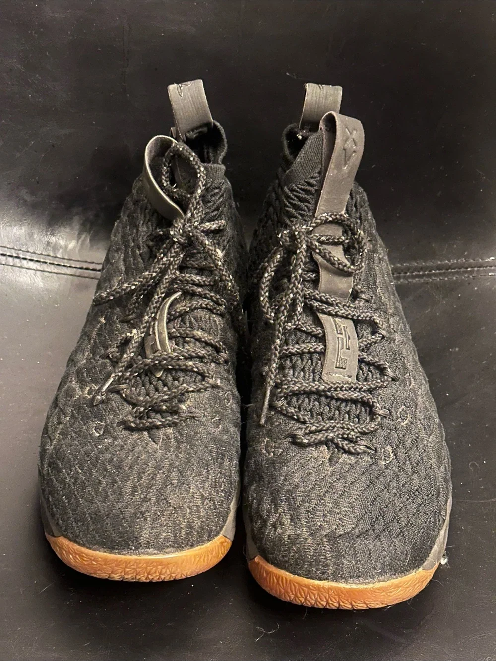 Nike LeBron XV 15 Basketball Shoes Black Gum Size Men’s 8.5